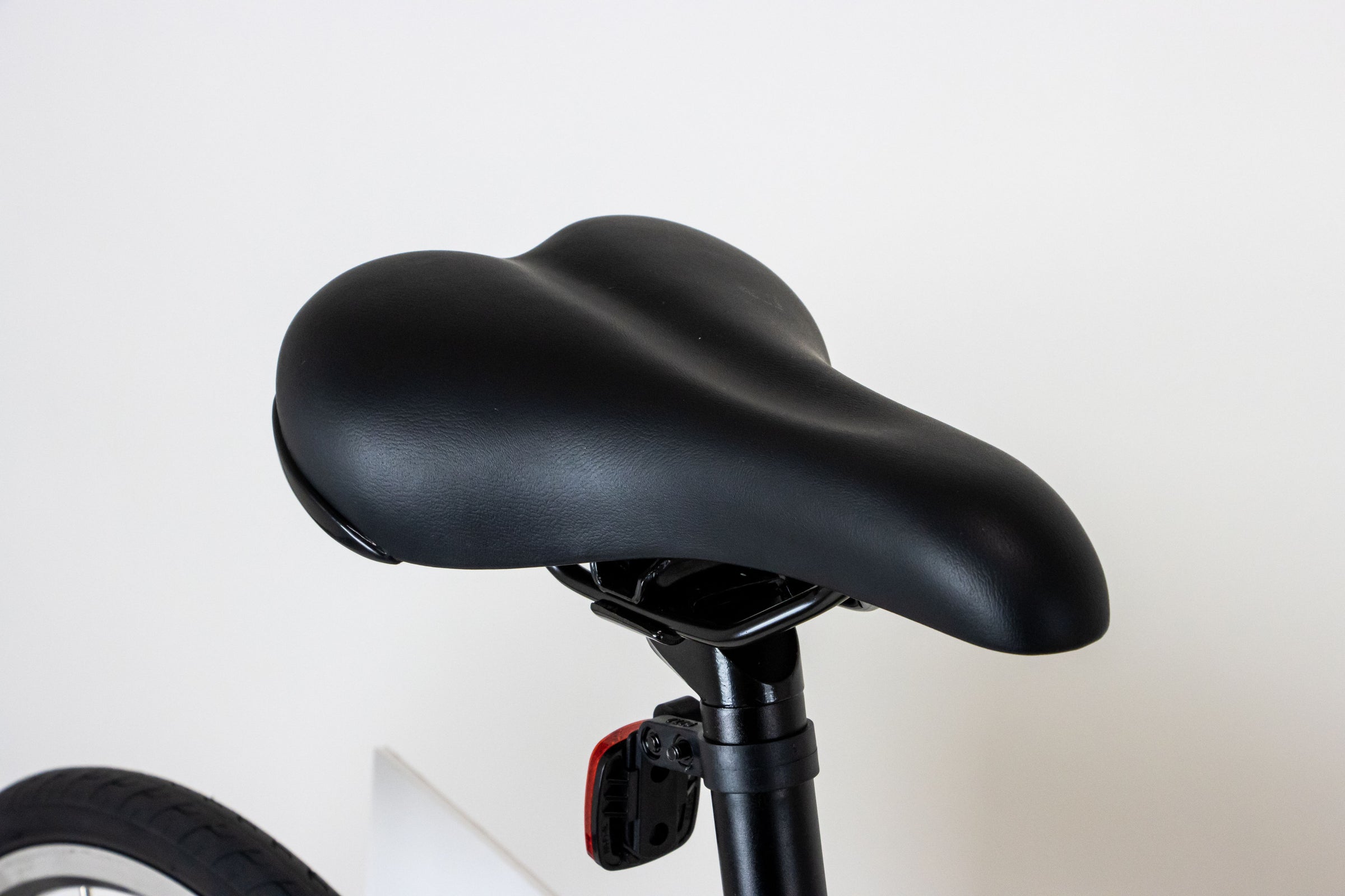 12/28-1/12用品福袋プレゼント》【セール】［クロスバイク］フェス