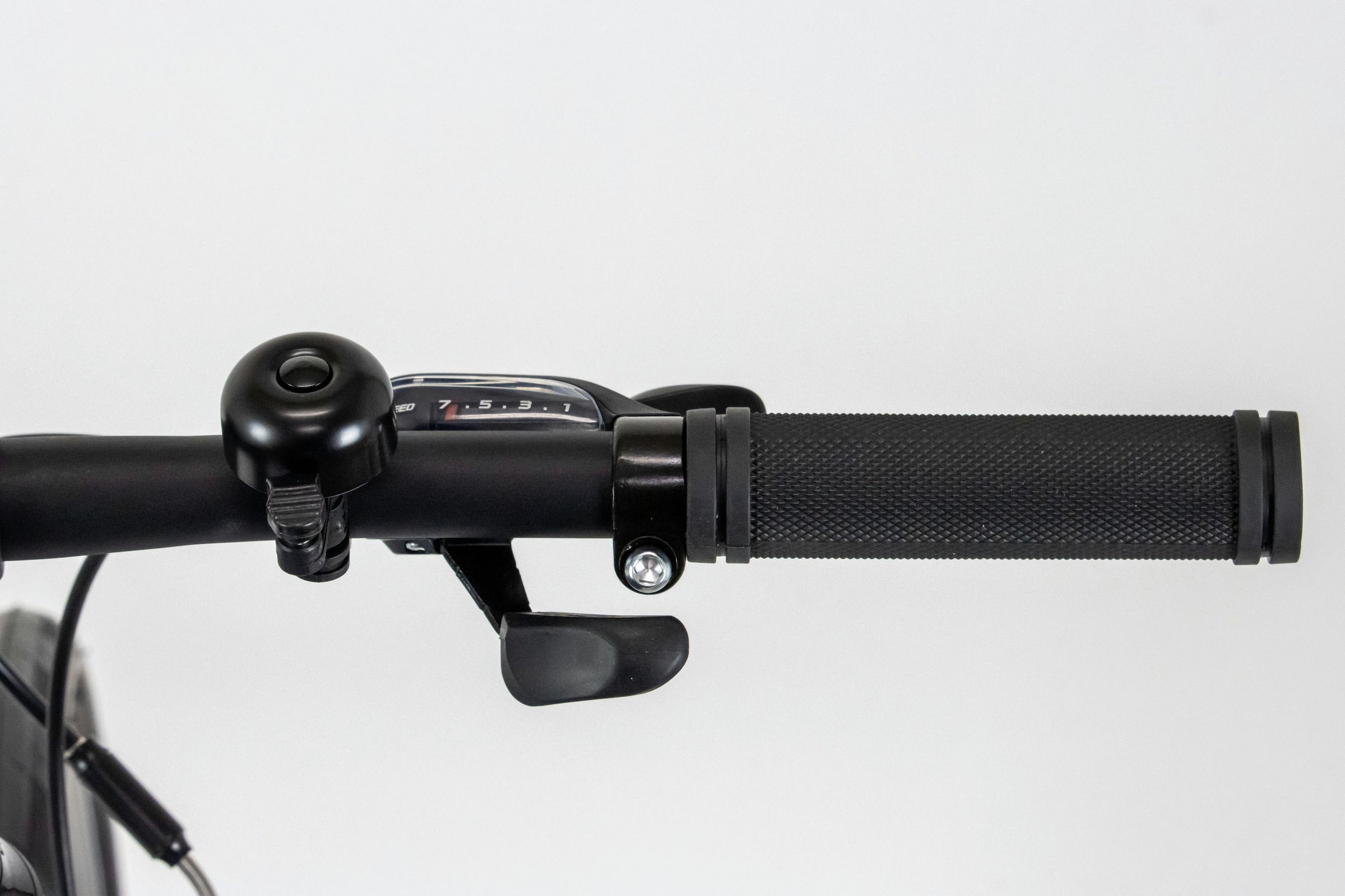 両タイヤ新品　クロスバイク　BLACK 両タイヤ新品 クロスバイク BLACK 速報】ZX-4Rが105万円でカナダで発売